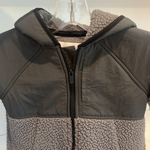 Kids light weight jacket - Picture 2 of 4